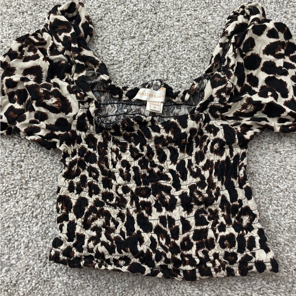 Monteau Black and White Crop Puff Sleeve Blouse